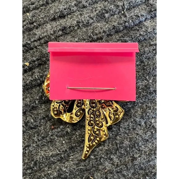 NWT Betsey Johnson Gold Toned And Pink Bow Pin Brooch Crystal Rhinestone - Picture 6 of 6